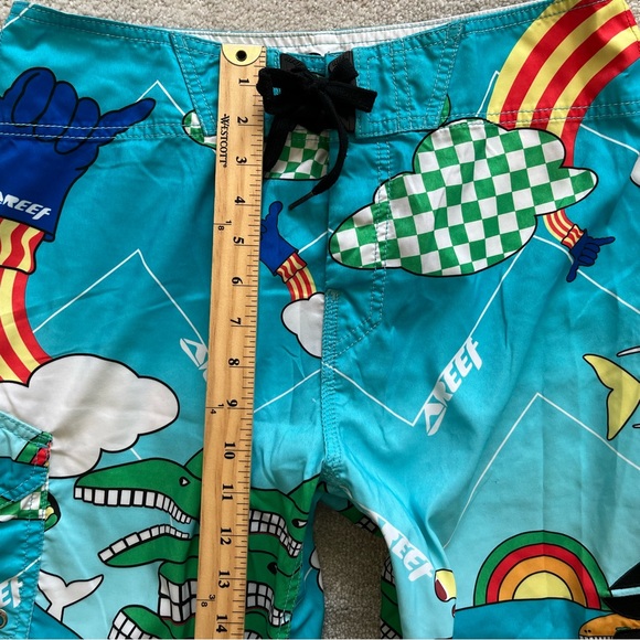 REEF NOVELTY PRINT BOARD SHORTS MENS SIZE 32 FUN ARTSY CARTOON FUNNY BEACH - Picture 5 of 7